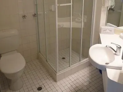 ***  Madison Tower Mill Hotel Brisbane Australia